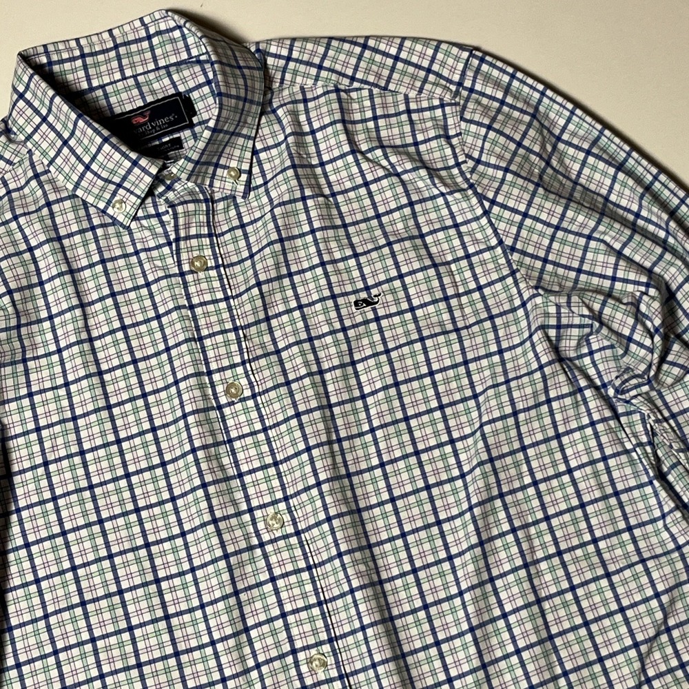 Vineyard Vines Whale Shirt Size L Performance Madras Plaid Lightweight Button Up